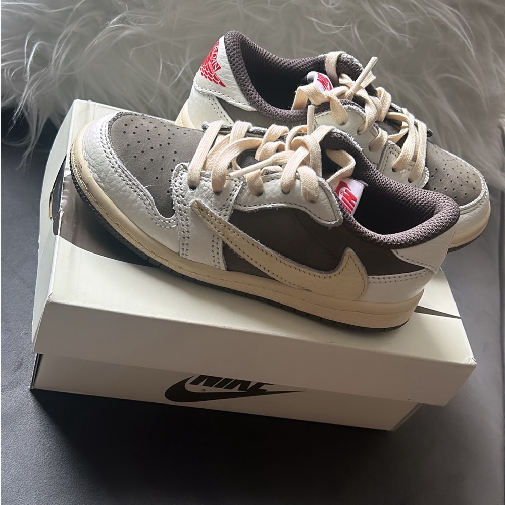 Kids Sneakers